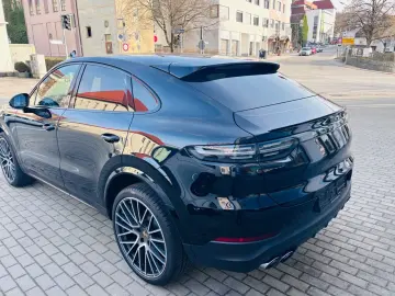 PORSCHE Cayenne Coupe