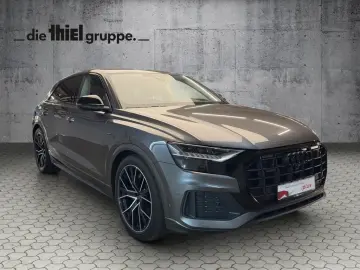AUDI Q8 50 TDI quattro AHK Pano Nachtsicht HuD Matrix