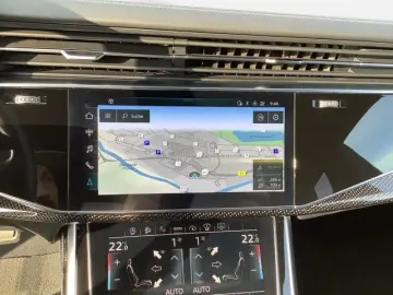 AUDI Q8 50TDI quattro Competition plus HD Matrix LED