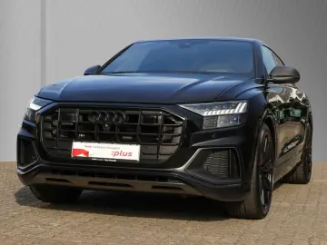 AUDI Q8 50 TDI quattro competition plus