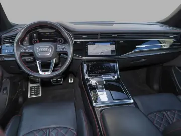 AUDI Q8 50 TDI quattro competition plus
