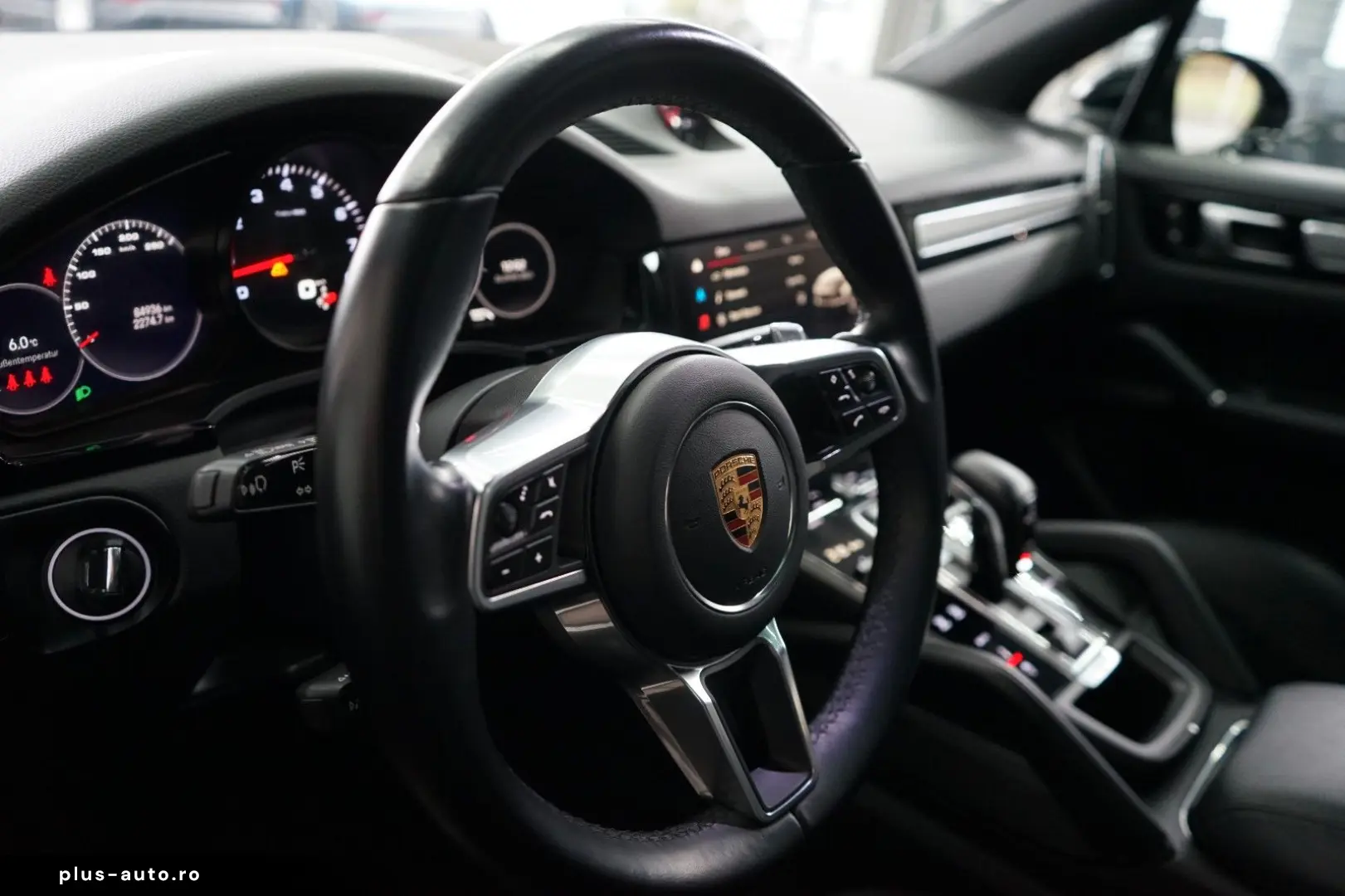 PORSCHE Cayenne Platinum Edition Pano Bose Keyless 21z