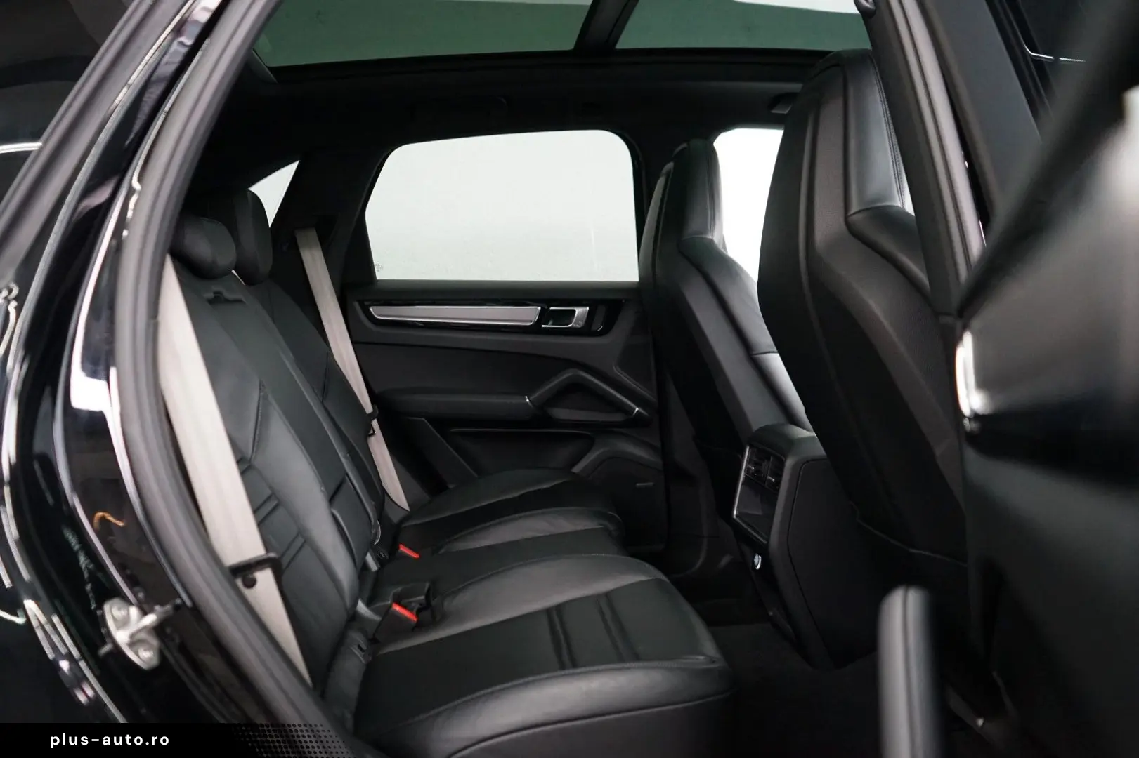 PORSCHE Cayenne Platinum Edition Pano Bose Keyless 21z