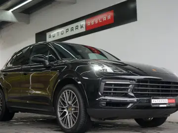 PORSCHE Cayenne Platinum Edition Pano Bose Keyless 21z