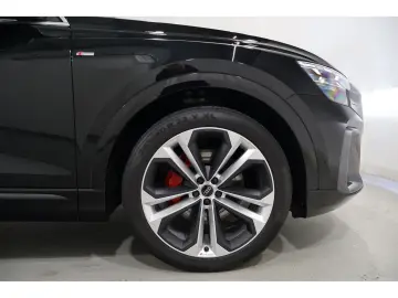 AUDI Q8 50 TDI quattro Matrix-LED Masse