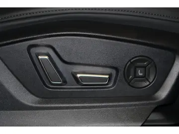 AUDI Q8 50 TDI quattro Matrix-LED Masse