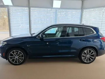 BMW X3 xD30e M Sport  FACELIFT PANO 360  HUD LASER