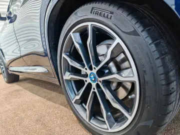 BMW X3 xD30e M Sport  FACELIFT PANO 360  HUD LASER