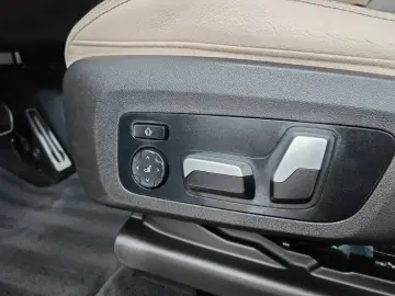 BMW X3 xD30e M Sport  FACELIFT PANO 360  HUD LASER