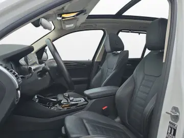 BMW X3 XDRIVE LASER HUD 61TKM PANORAMA KAMERA SHZ