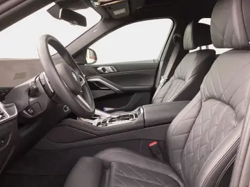 BMW X6 xDrive30d M Sport AHK ACC Inno Pano Massage