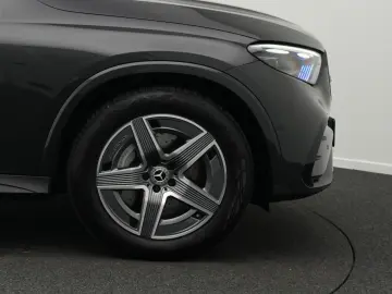 MERCEDES-BENZ GLC 300 d 4M AMG-Line Digital AHK 360 …