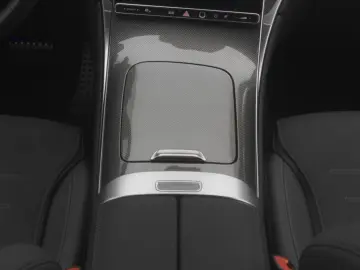 MERCEDES-BENZ GLC 300 d 4M AMG-Line Digital AHK 360 …