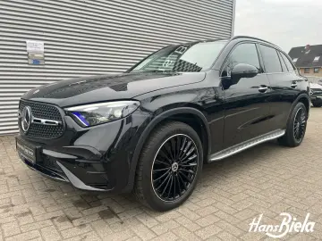 MERCEDES-BENZ GLC 300 d 4M AMG Prem  20  Night Pano …