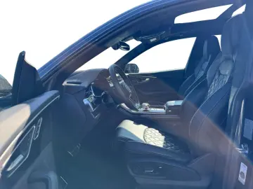 AUDI Q8 50 TDI competition edition plus HD-MATRIX CAR