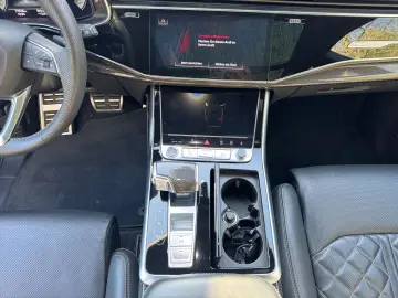 AUDI Q8 50 TDI competition edition plus HD-MATRIX CAR