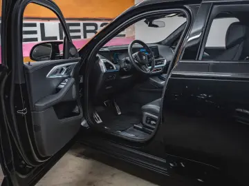 BMW XM NEW SERVICE NEW WHEELS FULL OPTIONS 