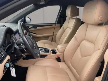 PORSCHE Macan GTS FAP Bose Parkassist Standhzg AHK