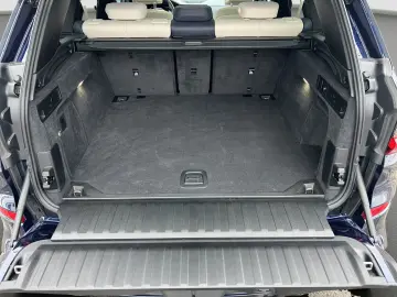 BMW X5 xDrive 40d    M-Sport SkyLounge TV  Laser AHK