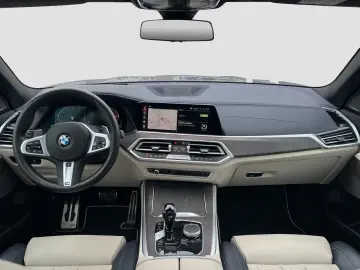 BMW X5 xDrive 40d    M-Sport SkyLounge TV  Laser AHK