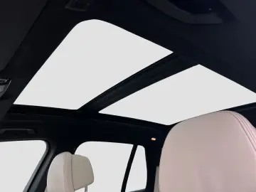 BMW X5 xDrive 40d    M-Sport SkyLounge TV  Laser AHK