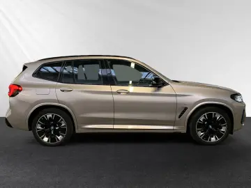 BMW iX3 Impressive Harman Kardon Head-Up