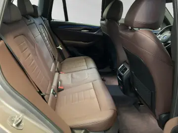 BMW iX3 Impressive Harman Kardon Head-Up