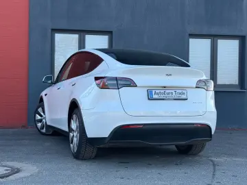 TESLA Model Y Long Range Dual AWD   Garantie von Tesla