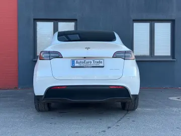 TESLA Model Y Long Range Dual AWD   Garantie von Tesla