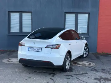 TESLA Model Y   Long Range AWD   NEU TüV    SOH 93%