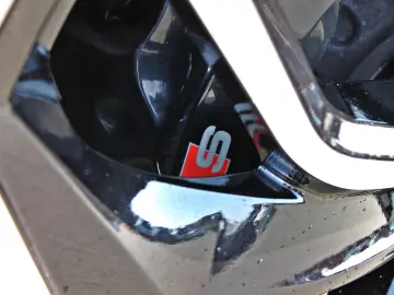 AUDI SQ7 4.0 TFSI quattro ABT (Standhzg 360  AHK ACC)