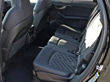 AUDI SQ7 4.0 TFSI quattro ABT (Standhzg 360  AHK ACC)