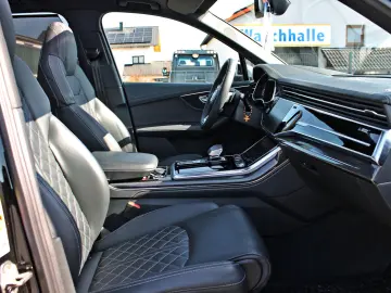 AUDI SQ7 4.0 TFSI quattro ABT (Standhzg 360  AHK ACC)