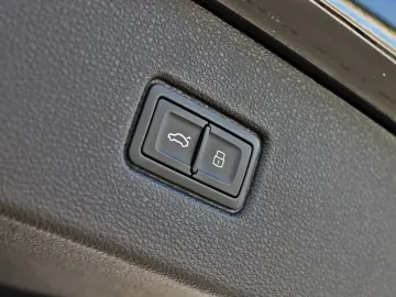 AUDI SQ7 4.0 TFSI quattro ABT (Standhzg 360  AHK ACC)