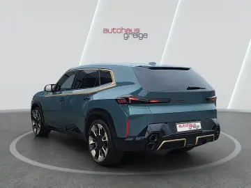 BMW XM HUD Soft-Close Bowers&Wilkins 360 23