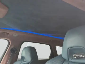 BMW XM HUD Soft-Close Bowers&Wilkins 360 23