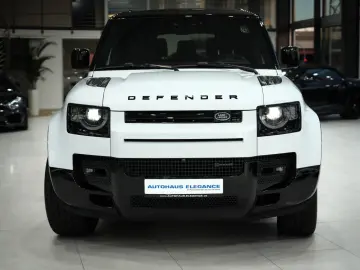 LAND ROVER Defender 130 X-Dynamic SE 8-SITZE MATRIX MERDIAN