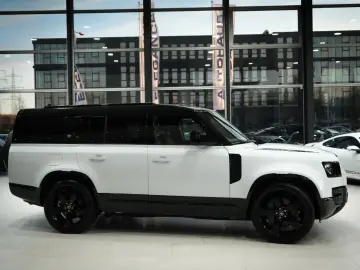 LAND ROVER Defender 130 X-Dynamic SE 8-SITZE MATRIX MERDIAN