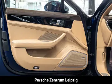 PORSCHE Panamera 4S E-Hybrid