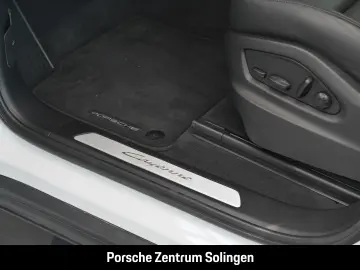 PORSCHE Cayenne E-Hybrid LUFT PANO HEADUP Hinterachslenk