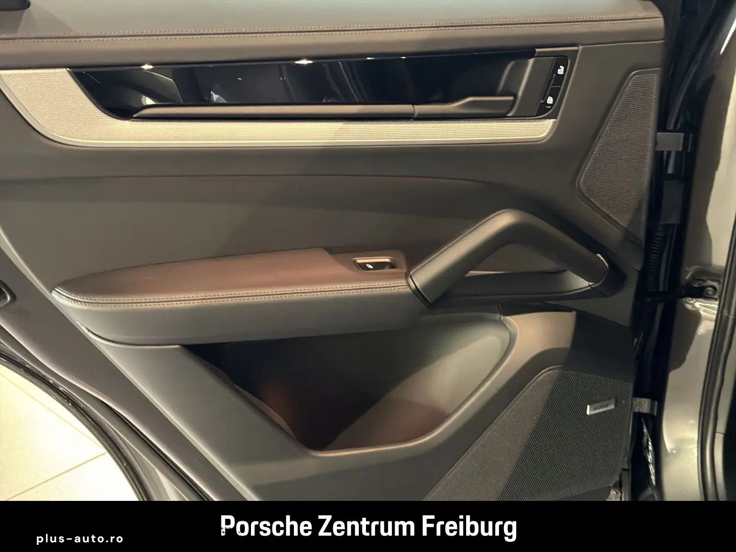 PORSCHE Cayenne E-Hybrid InnoDrive Head-Up Luftfederung