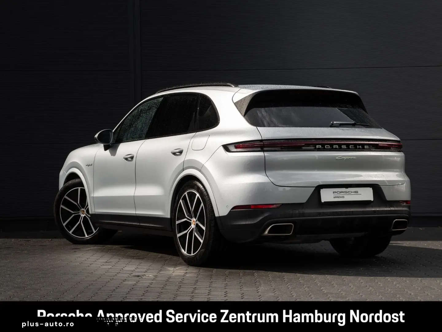 PORSCHE Cayenne E-Hybrid Panorama BOSE Head-Up PASM