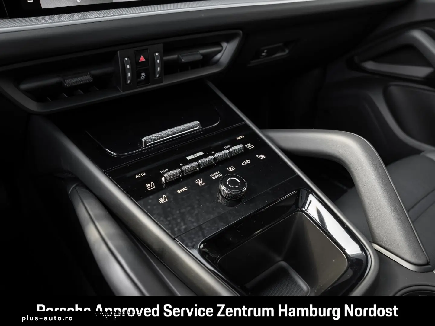PORSCHE Cayenne E-Hybrid Panorama BOSE Head-Up PASM
