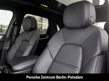 PORSCHE Cayenne E-Hybrid BOSE LED-Matrix Surround View