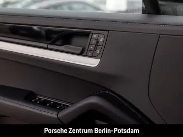 PORSCHE Cayenne E-Hybrid BOSE LED-Matrix Surround View