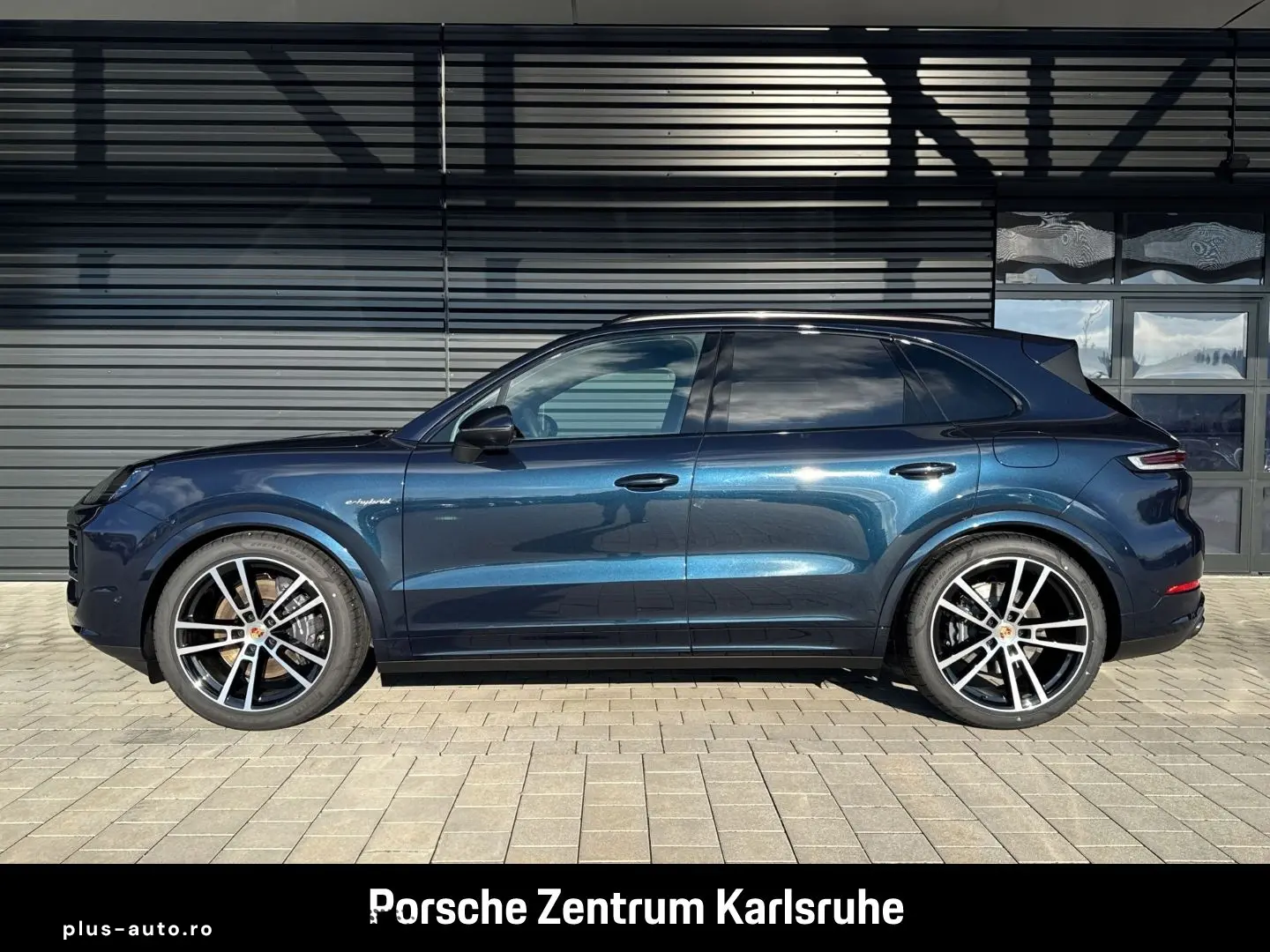 PORSCHE Cayenne E-Hybrid BOSE Luftfederung InnoDrive