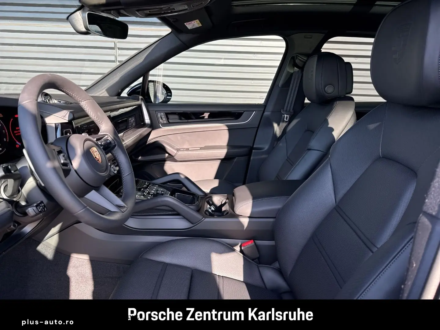 PORSCHE Cayenne E-Hybrid BOSE Luftfederung InnoDrive