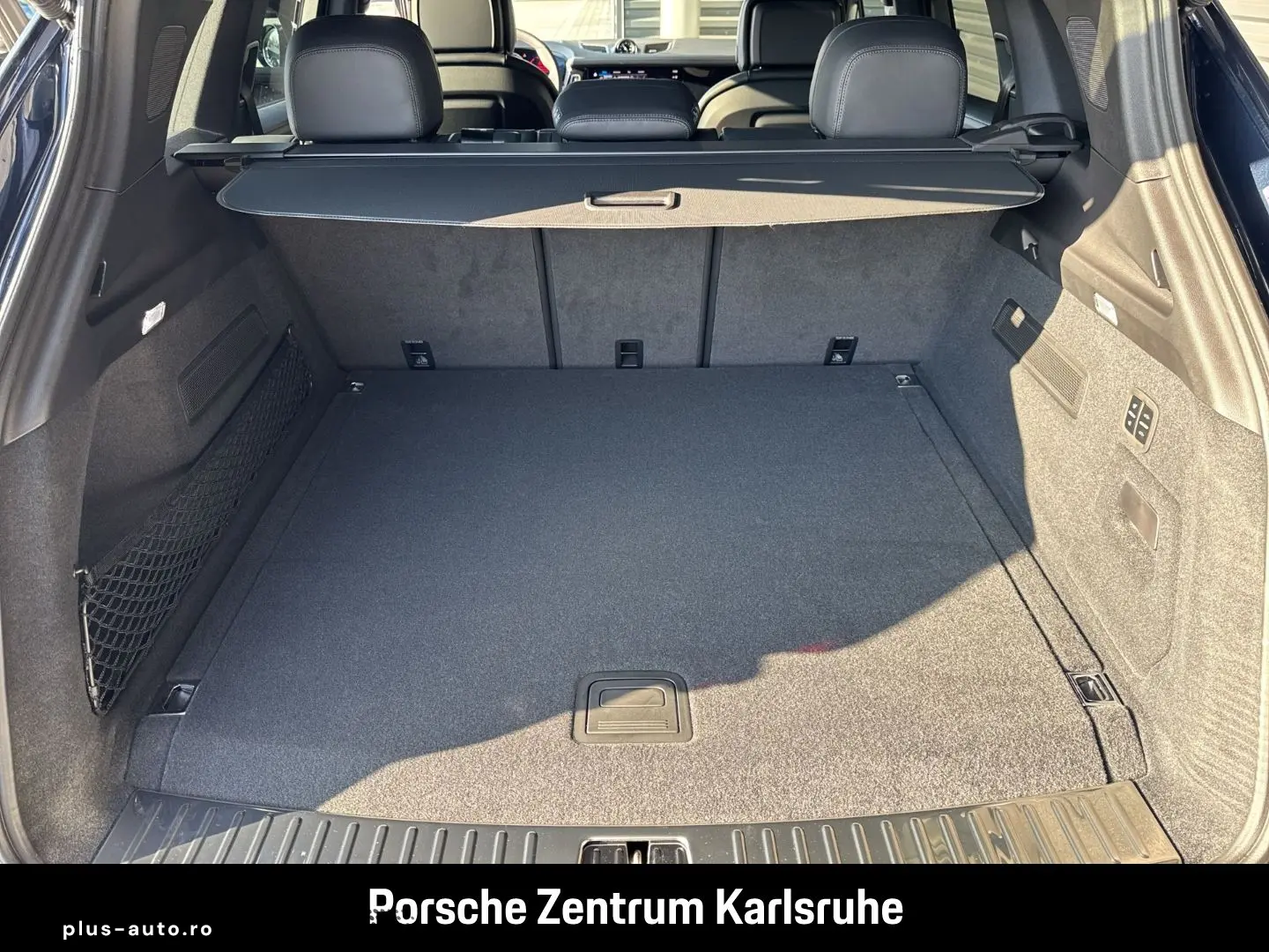 PORSCHE Cayenne E-Hybrid BOSE Luftfederung InnoDrive