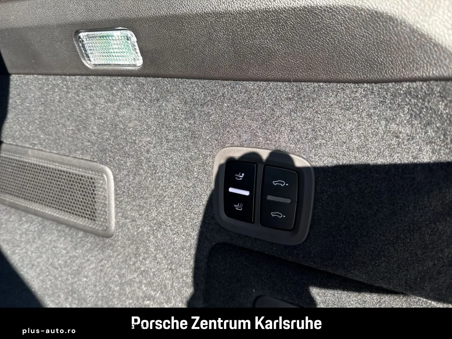 PORSCHE Cayenne E-Hybrid BOSE Luftfederung InnoDrive