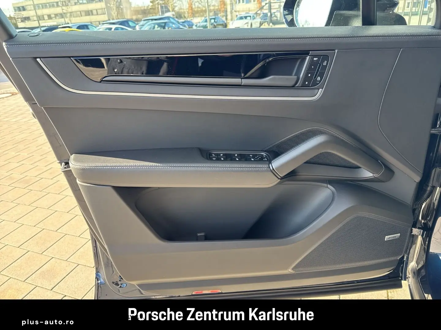 PORSCHE Cayenne E-Hybrid BOSE Luftfederung InnoDrive